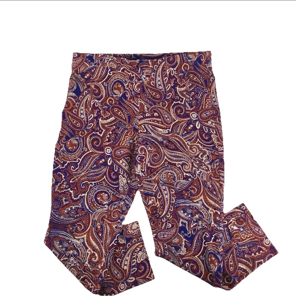 Chicos Paisley pull on pants size 2.5 US size 14